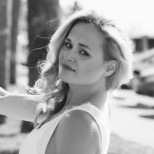 Meet your Posher, Dinara